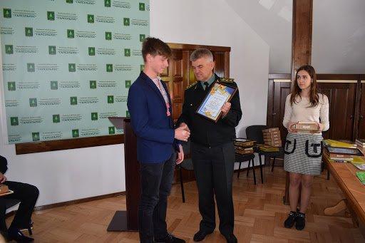 Це зображення має порожній атрибут alt; ім'я файлу unnamed-4.jpg